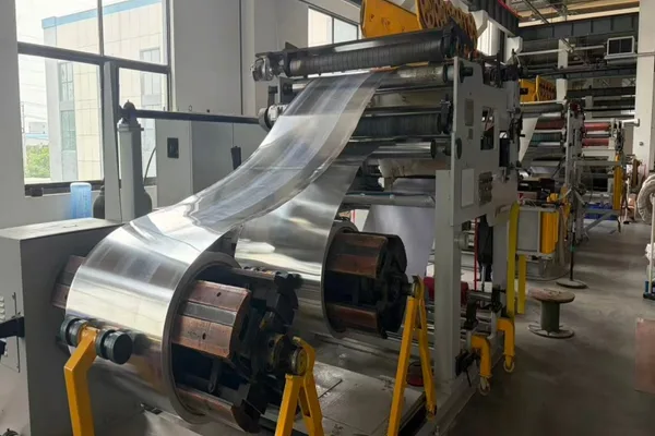 Coil winding line in the Yuantong factory